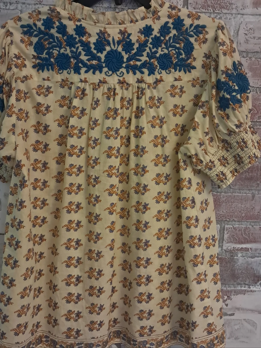 SISTER MARY EMBROIDERED BLOUSE SIZE SMALL - Picture 10 of 12